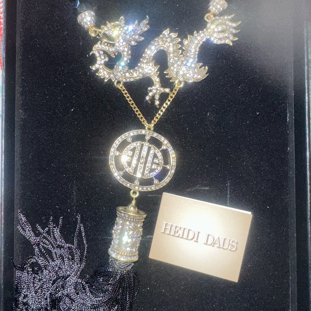 HEIDI DAUS Shimmering Dragon Tassel Necklace Crystals Gold and Black Pendant NIB